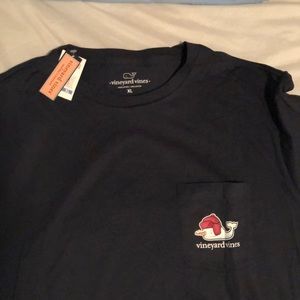 Brand New w tags!! Short sleeve Vineyard vines tee